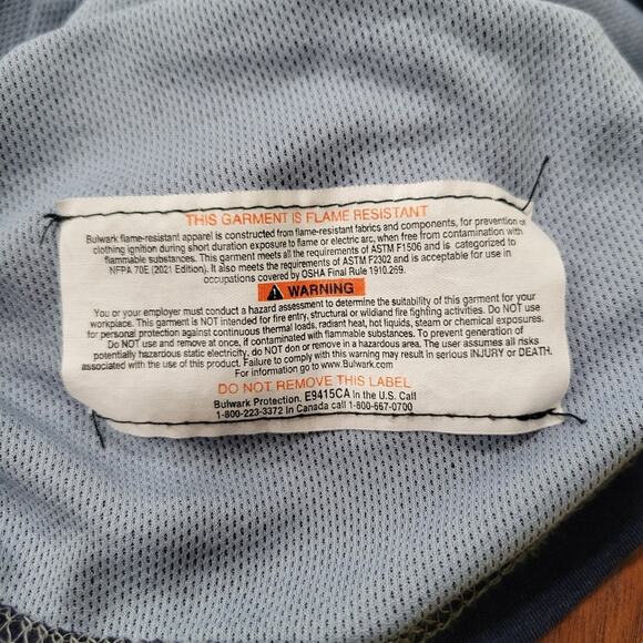 Bulwark FR QT30 iQ Series Comfort Knit Short Sleeve Tee Chest Pocket Size Small - Picture 11 of 11